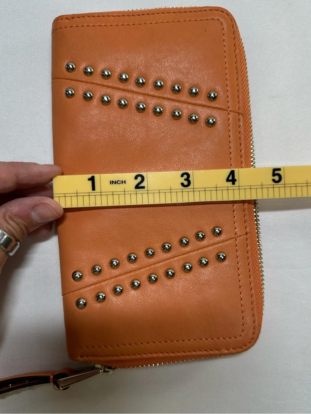 B. Makowsky Peach Leather Studded Hobo Bag Zip Wallet Set Leopard Lining Y2K⁠